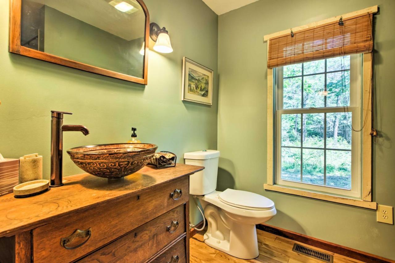 Clearwater Cabin On 10 Acres With Trout Stream! Monterey 외부 사진